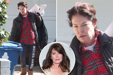 Lara Flynn Boyle looks unrecognizable on 53rd birthday